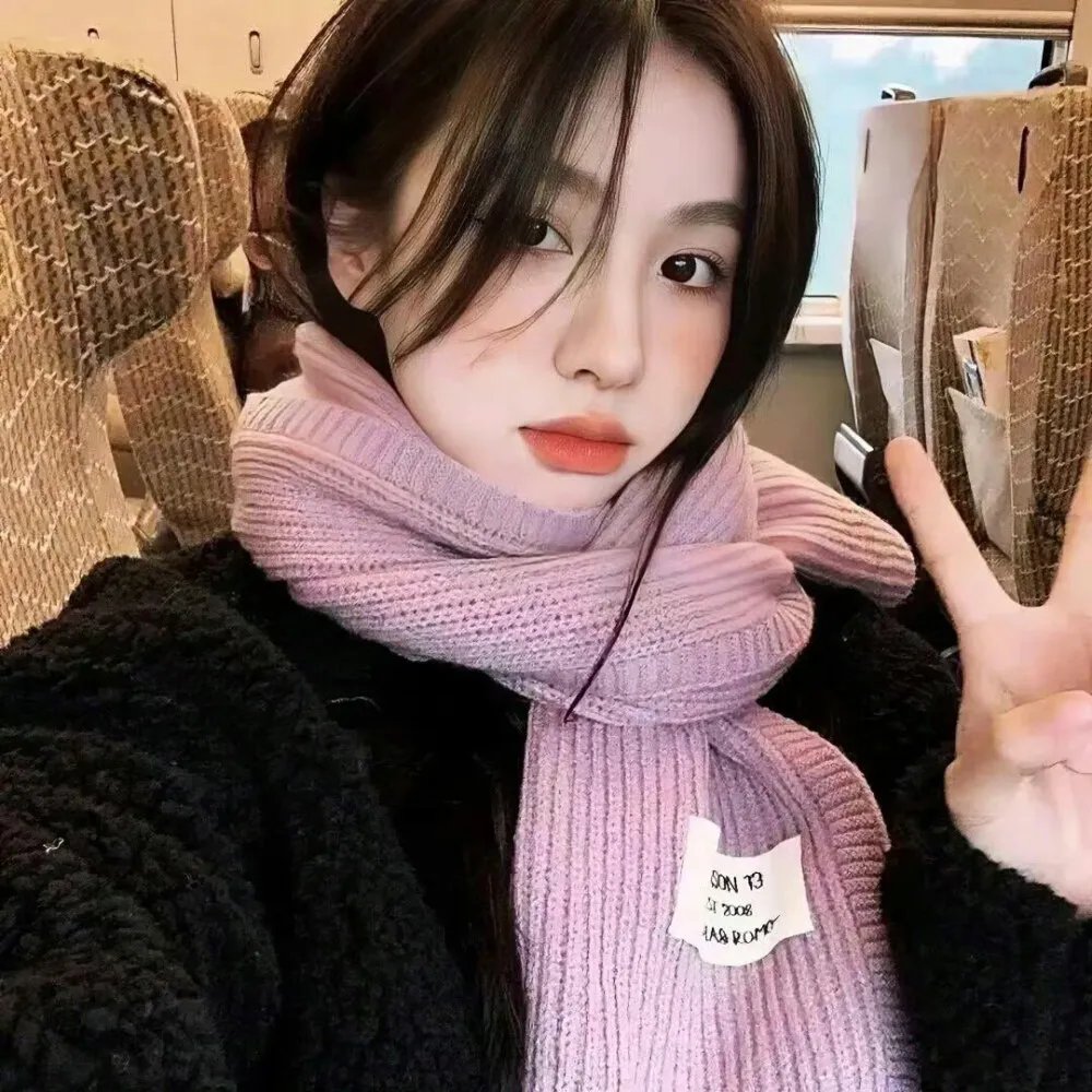 女扮男装被四大校草团宠