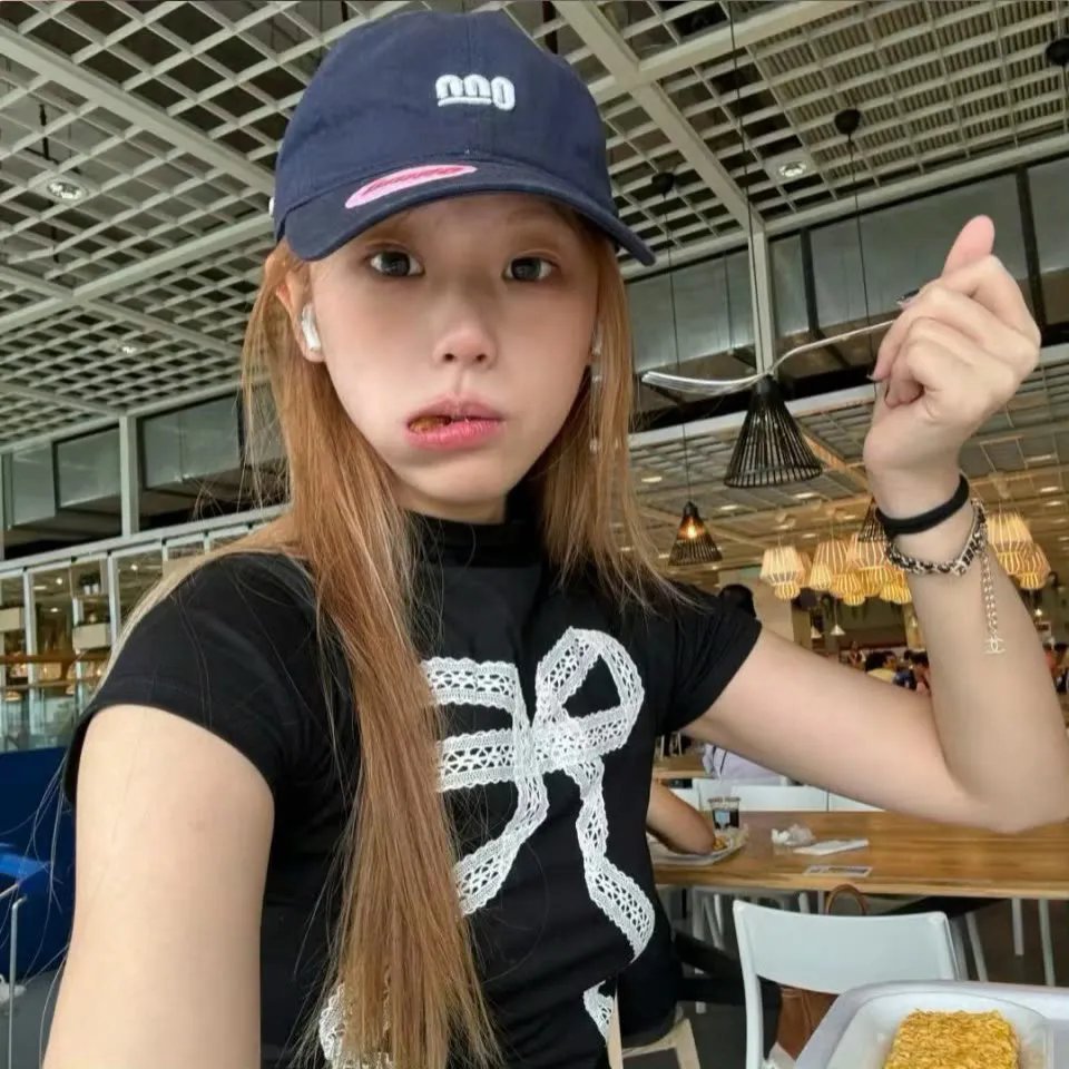 我爱上了一个教会女孩封面