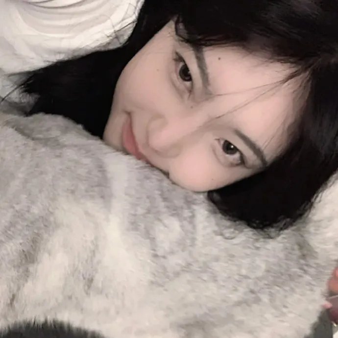 穿成魔尊后我一心求死