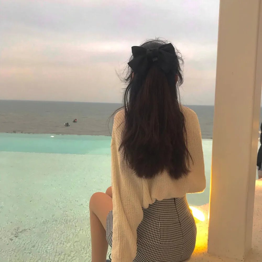 小刺猬与魔法石